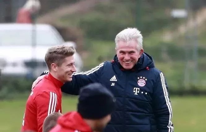 对他来说都 对他来说都