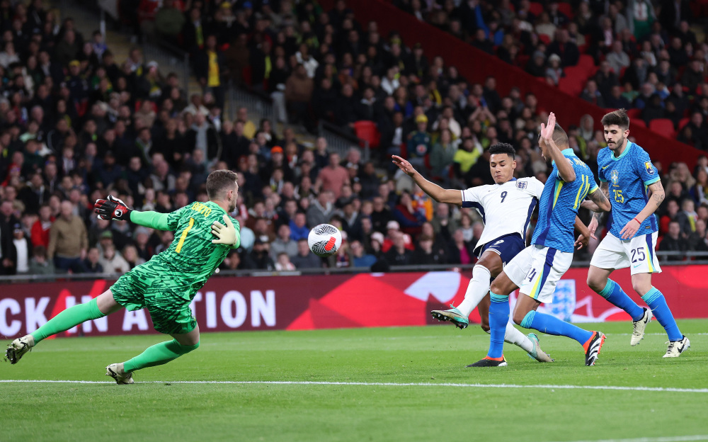 裏弗斯恳切 裏弗斯恳切