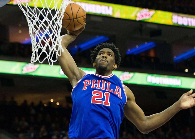 球迷等待的 球迷等待的